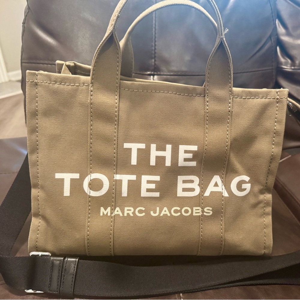 Marc Jacobs The Canvas Medium Tote Bag